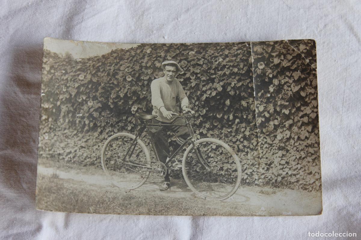Fotograf&iacute;a antigua: CICLISTA CON BICICLETA SIN AUTOR