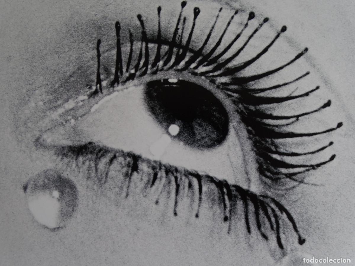 Fotograf&iacute;a antigua: Man Ray Mujer Llorando