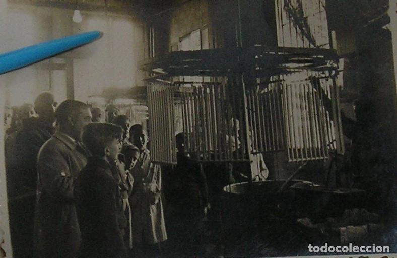 Fotograf&iacute;a antigua: ANTIGUA FOTO FOTOGRAFIA FABRICA DE VELAS A&Ntilde;OS 30 (26-10)
