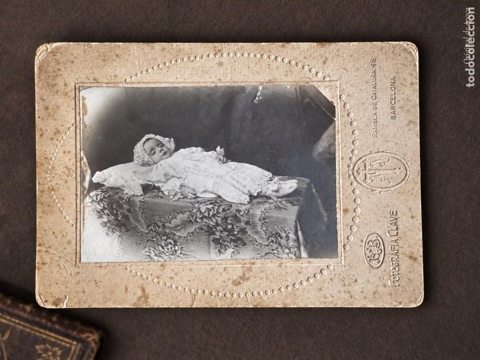 Fotograf&iacute;a antigua: (FOT-260902)FOTOGRAFIA POST MORTEN DE UN BEBE - FOTOGRAFIA CLAVE(BARCELONA)