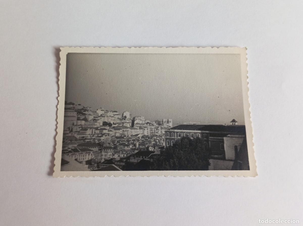 Fotograf&iacute;a antigua: Fotograf&iacute;a antigua - Vista de Lisboa desde Mirador de San Pedro de Alc&aacute;ntara (Portugal) - A&ntilde;o 1958