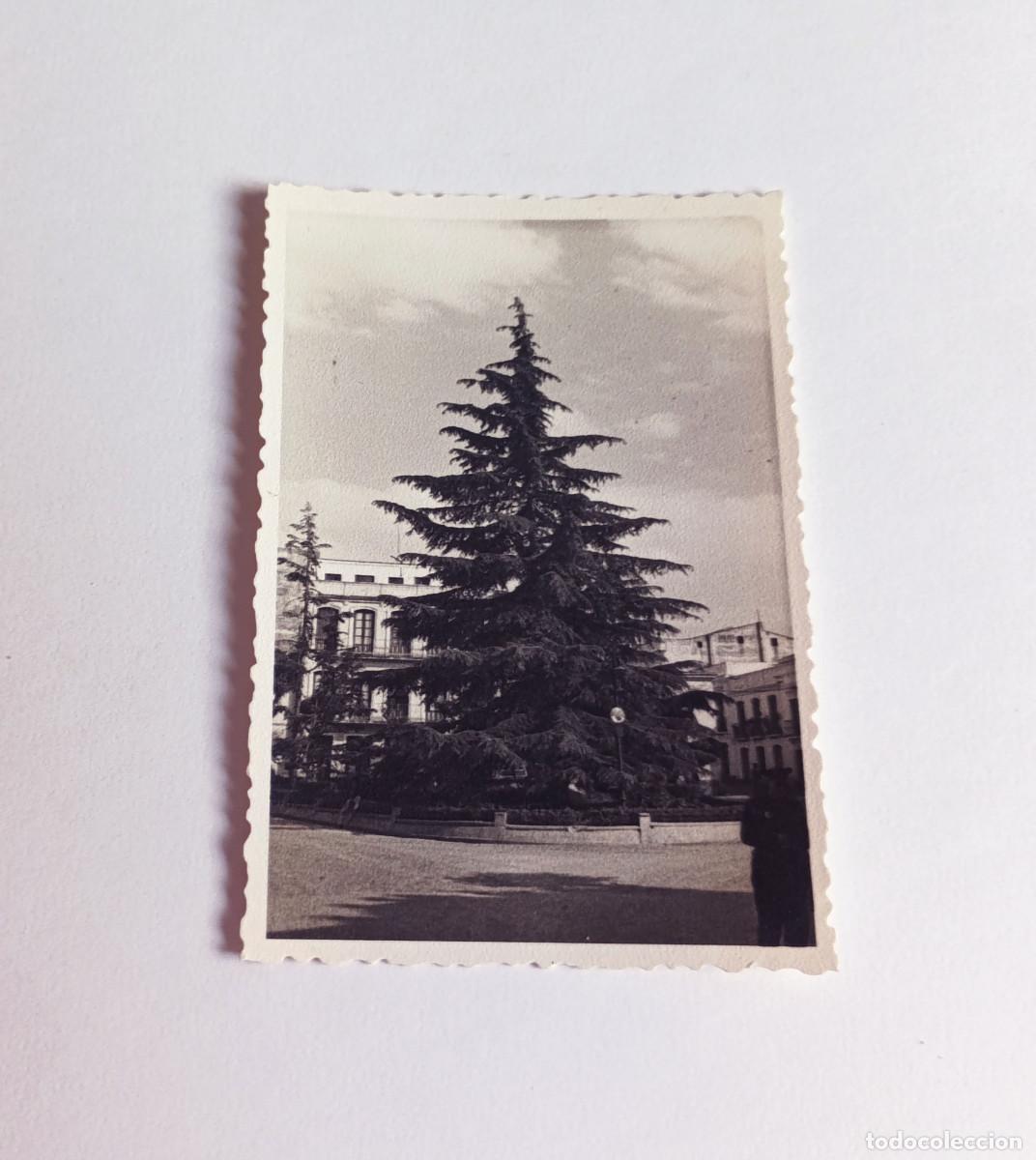 Fotograf&iacute;a antigua: Fotograf&iacute;a antigua - Plaza Minayo de Badajoz (Espa&ntilde;a) - A&ntilde;o 1958