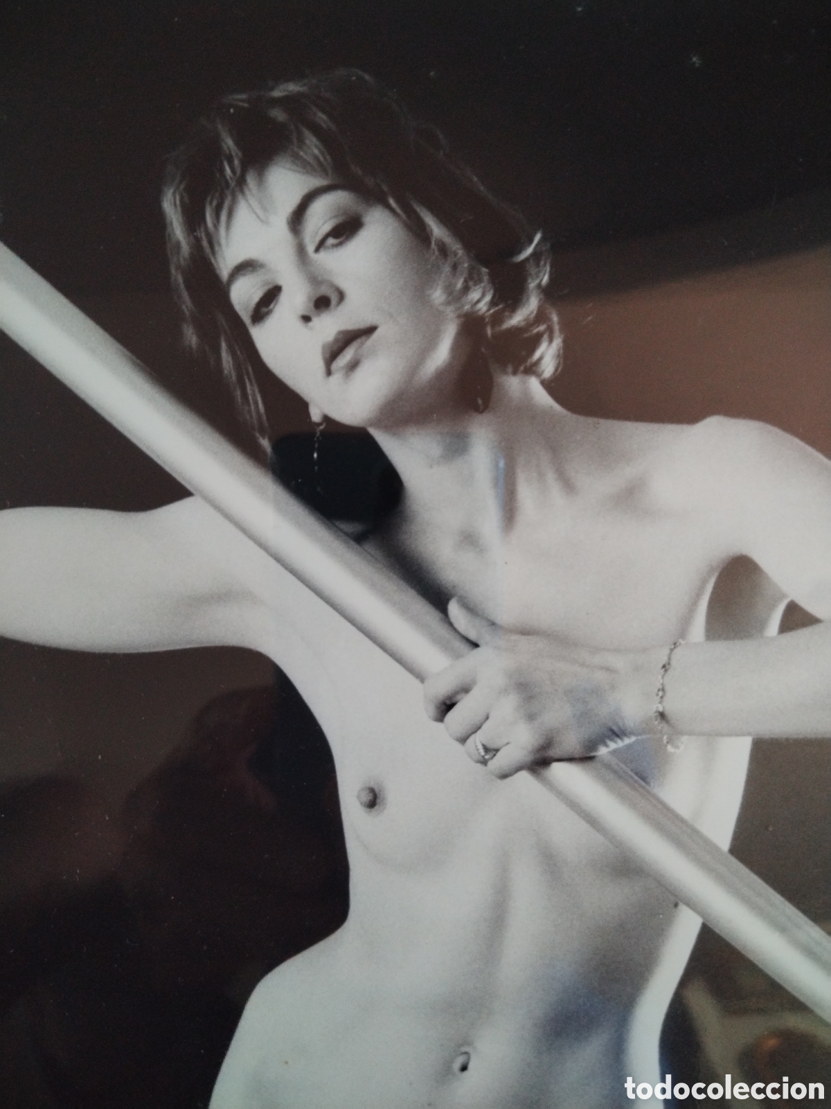 Fotograf&iacute;a antigua: Bell&iacute;sima foto en blanco y negro. Desnudo femenino.