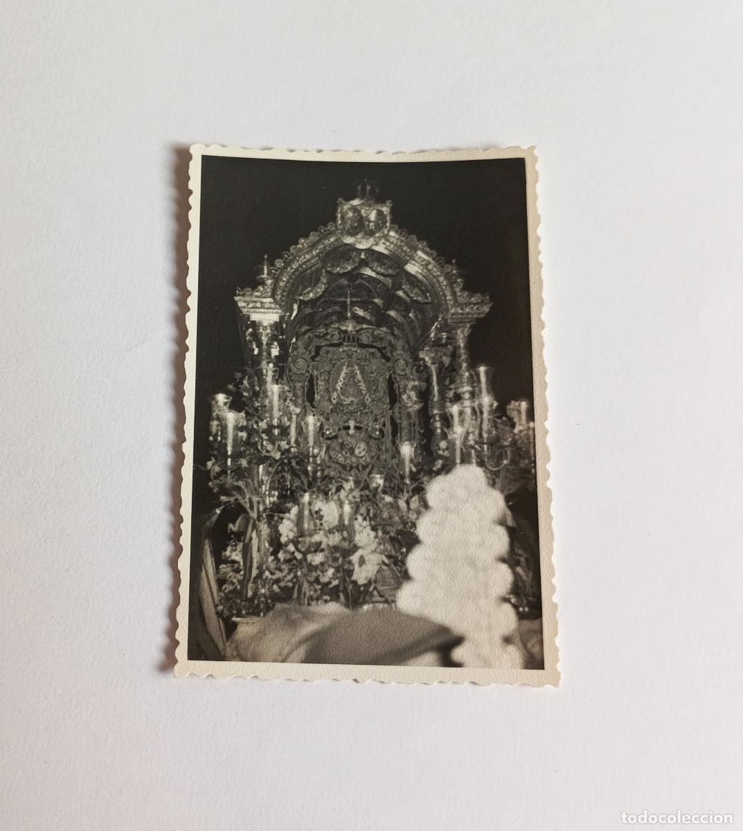 Fotograf&iacute;a antigua: Fotograf&iacute;a antigua - Simpecado de la Hermandad del Roc&iacute;o de Triana (Sevilla) - A&ntilde;o 1959