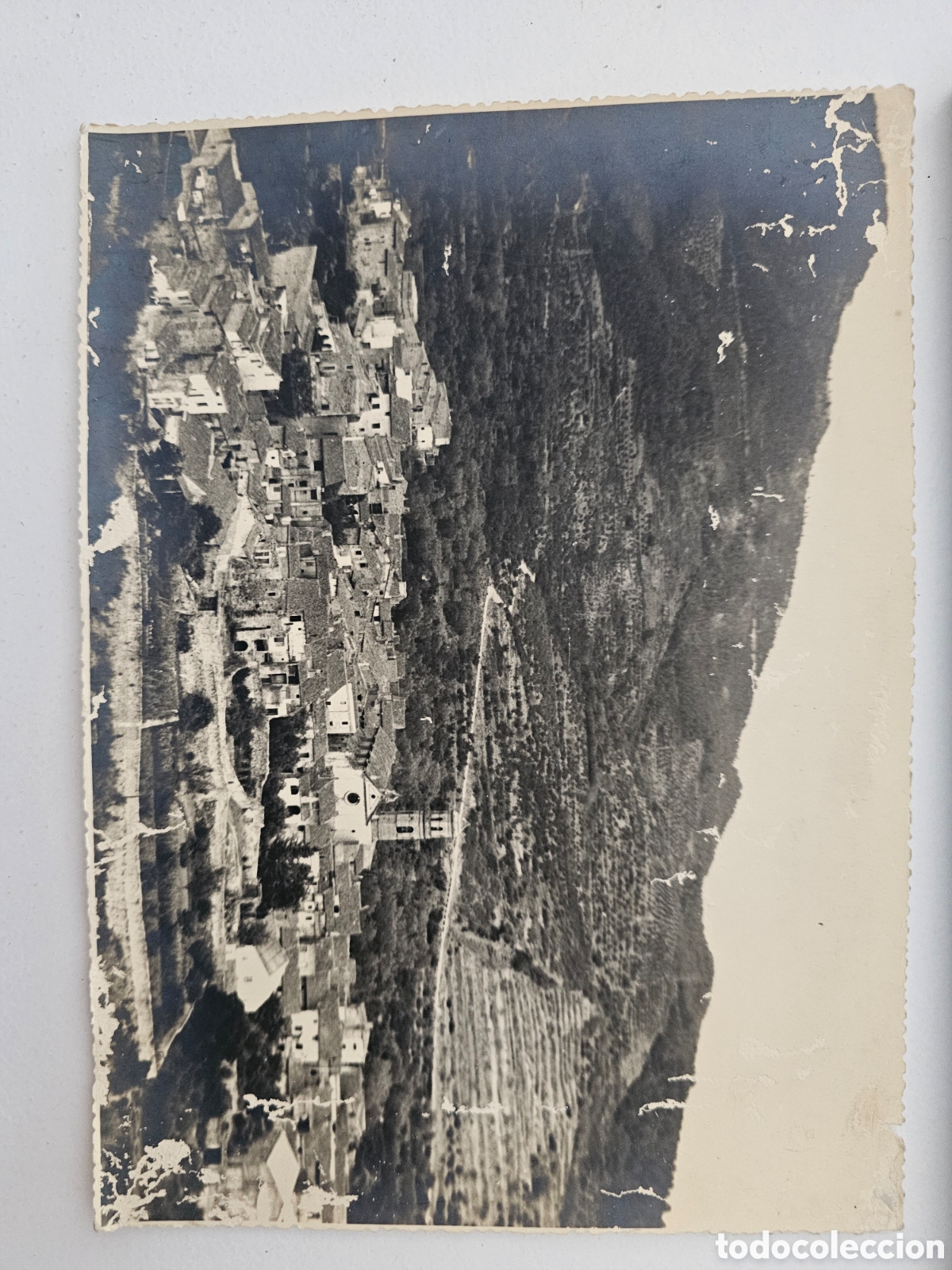 Fotograf&iacute;a antigua: Fotograf&iacute;a Antigua de Vilaplana (Baix Camp, Tarragona) &ndash; Vista Panor&aacute;mica con Iglesia y la Mussara (