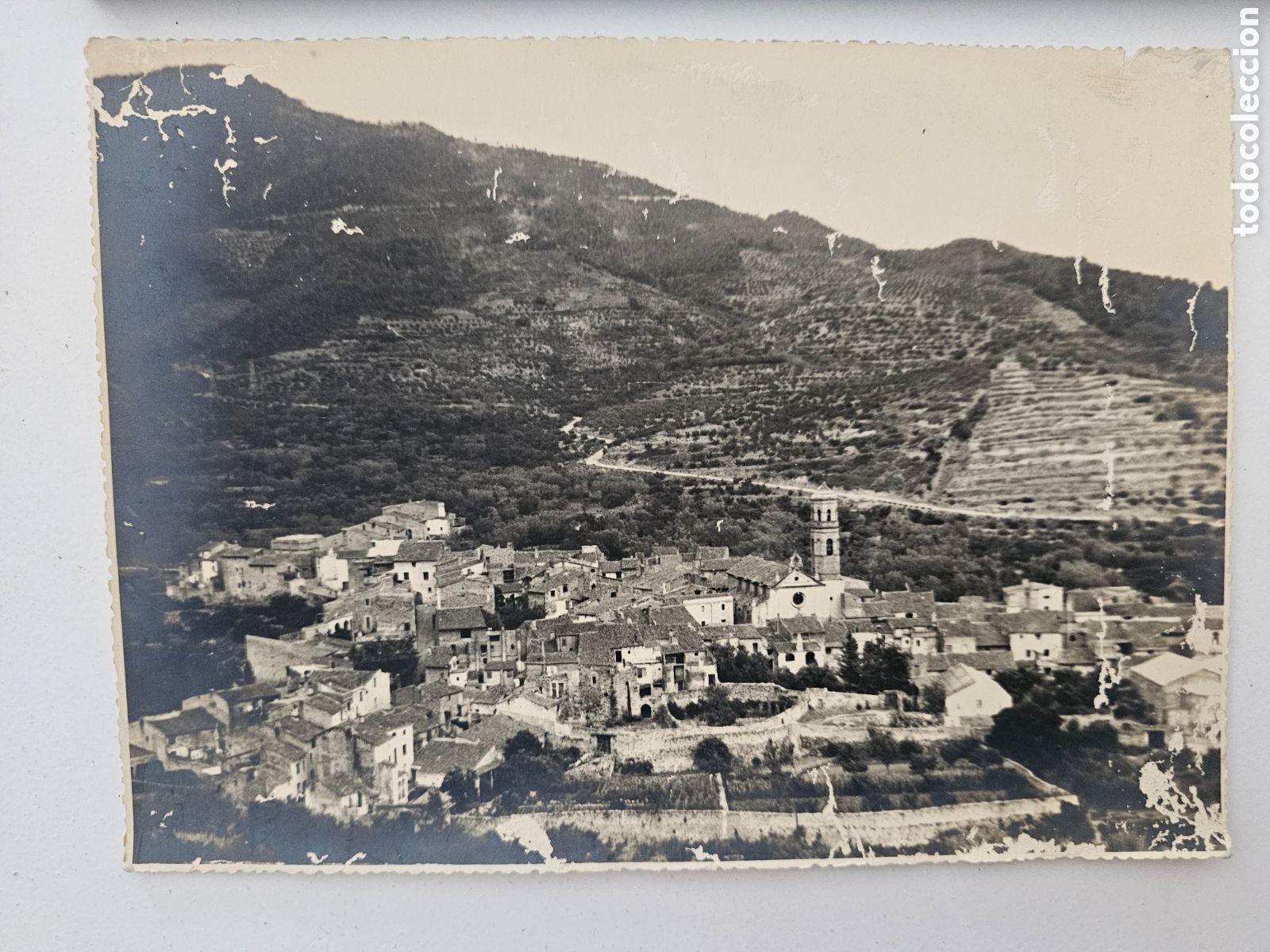 Fotograf&iacute;a antigua: Fotograf&iacute;a Vilaplana (Baix Camp, Tarragona) &ndash; Vista Panor&aacute;mica con Iglesia y la Mussara 1920s 1940s