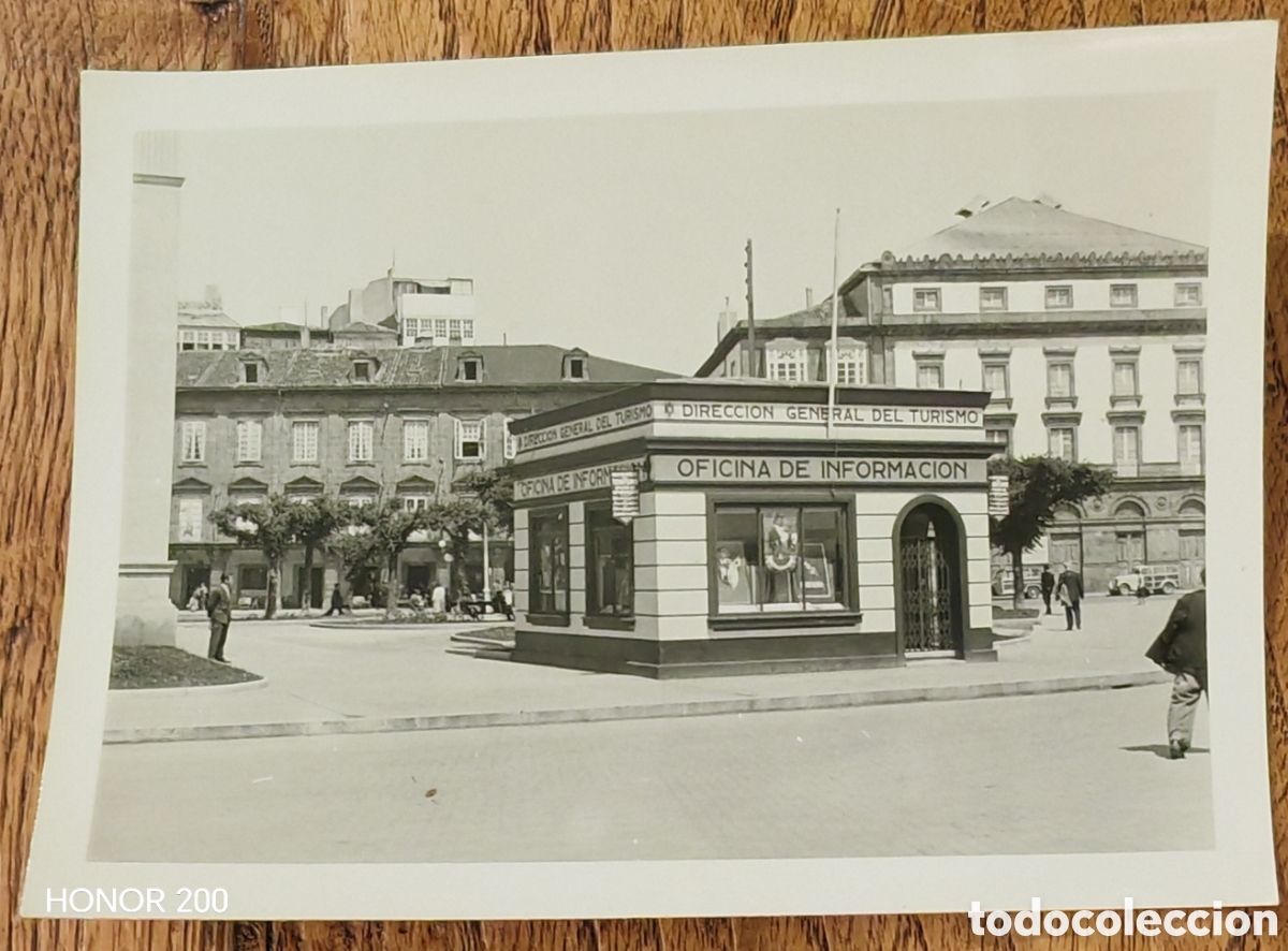 Fotograf&iacute;a antigua: Foto - Oficina de Turismo - A Coru&ntilde;a. A&ntilde;os 60