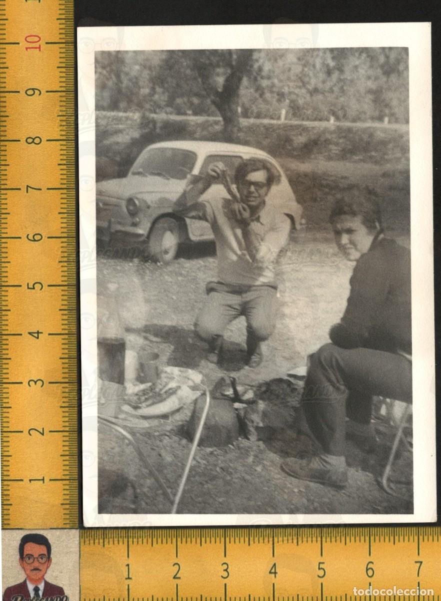 Antique Photography: PAREJA MERIENDA EN EL CAMPO - COCHE SEAT 600 AUTOM&Oacute;VIL CL&Aacute;SICO - FOTOGRAF&Iacute;A ANTIGUA ESPA&Ntilde;A A&Ntilde;OS 60