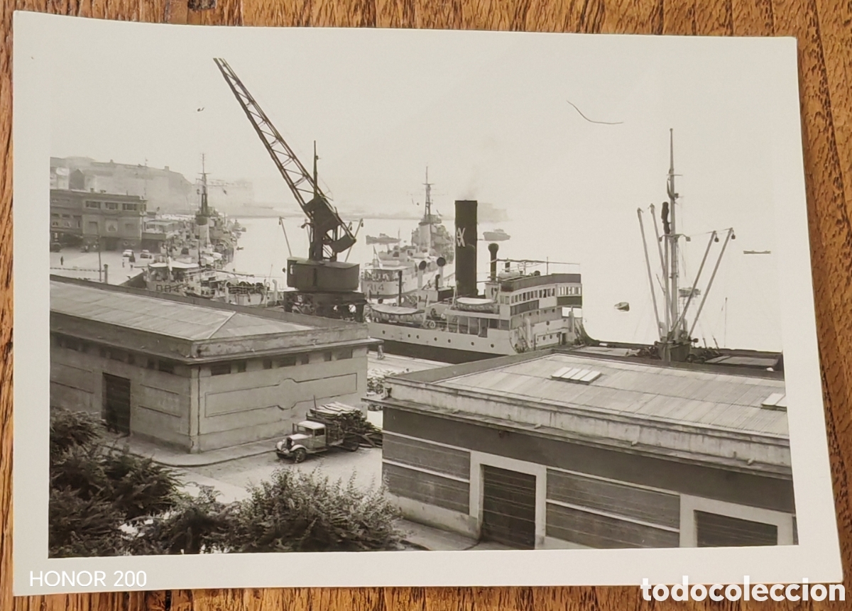 Fotograf&iacute;a antigua: Foto - D&aacute;rsena de la Marina - A Coru&ntilde;a. A&ntilde;os 50-60