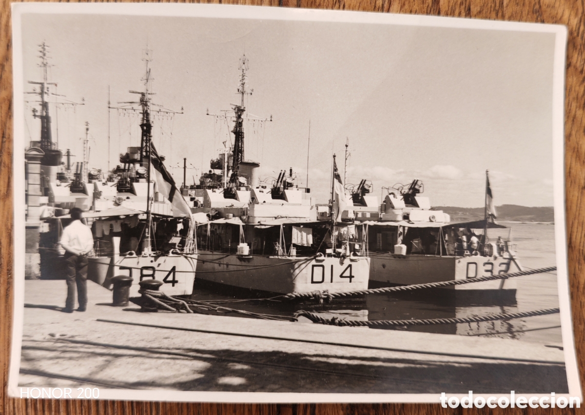 Fotograf&iacute;a antigua: Foto - Barcos de Guerra en el Puerto de - A Coru&ntilde;a. A&ntilde;o 1959