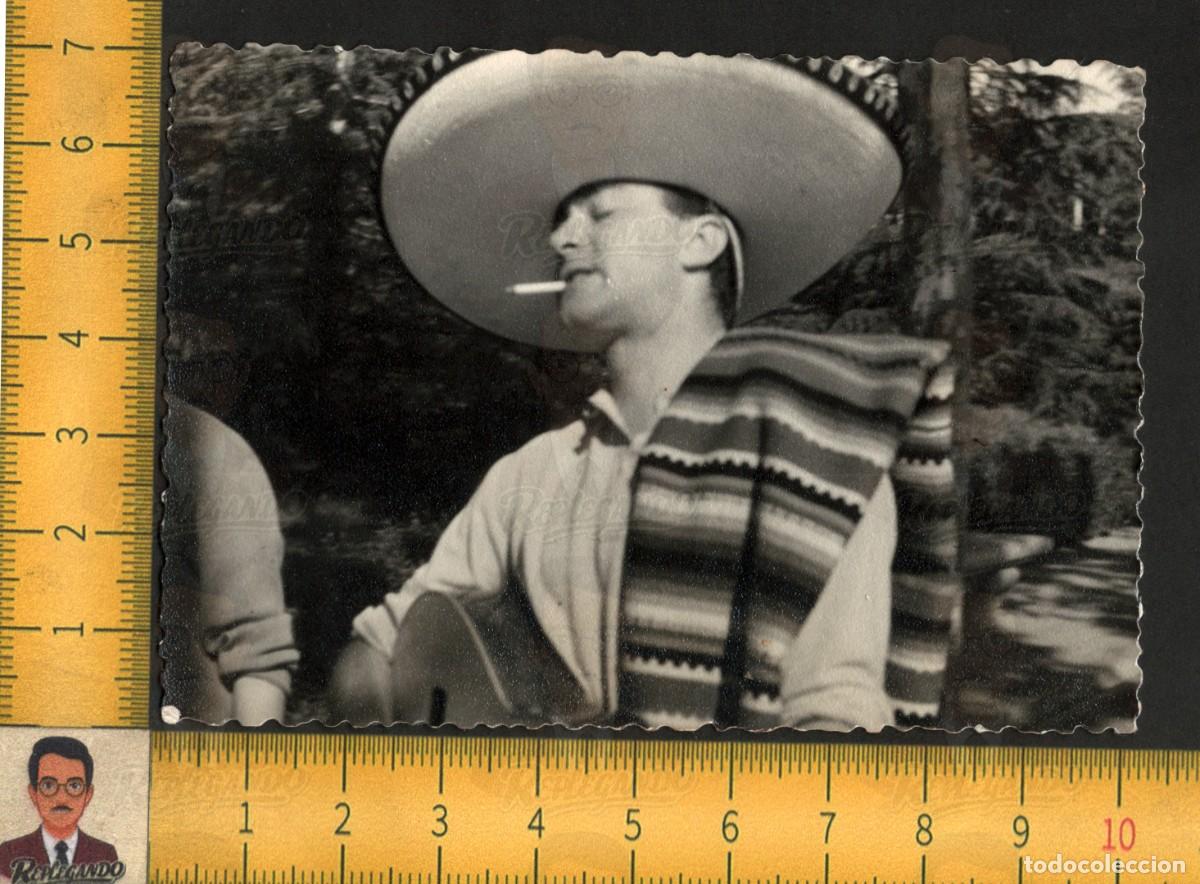 Fotograf&iacute;a antigua: HOMBRE SOMBRERO MEXICANO CIGARRILLO PONCHO - DISFRAZ FIESTA - FOTO ANTIGUA ART&Iacute;STICA A&Ntilde;OS 60