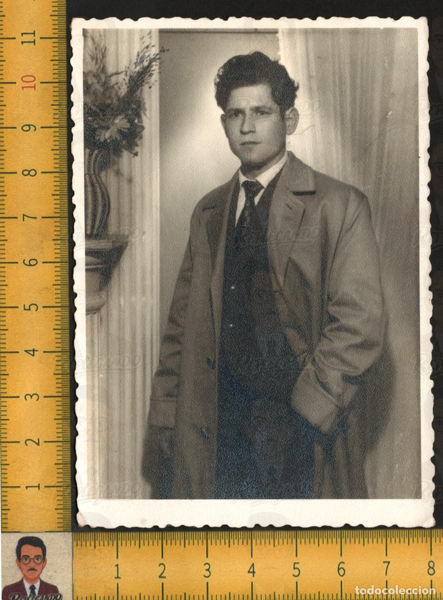 Fotograf&iacute;a antigua: HOMBRE JOVEN GUAPO CON TRAJE Y CORBATA - RETRATO FOTO GUERRERO SEVILLA - FOTOGRAF&Iacute;A ANTIGUA A&Ntilde;O 1960