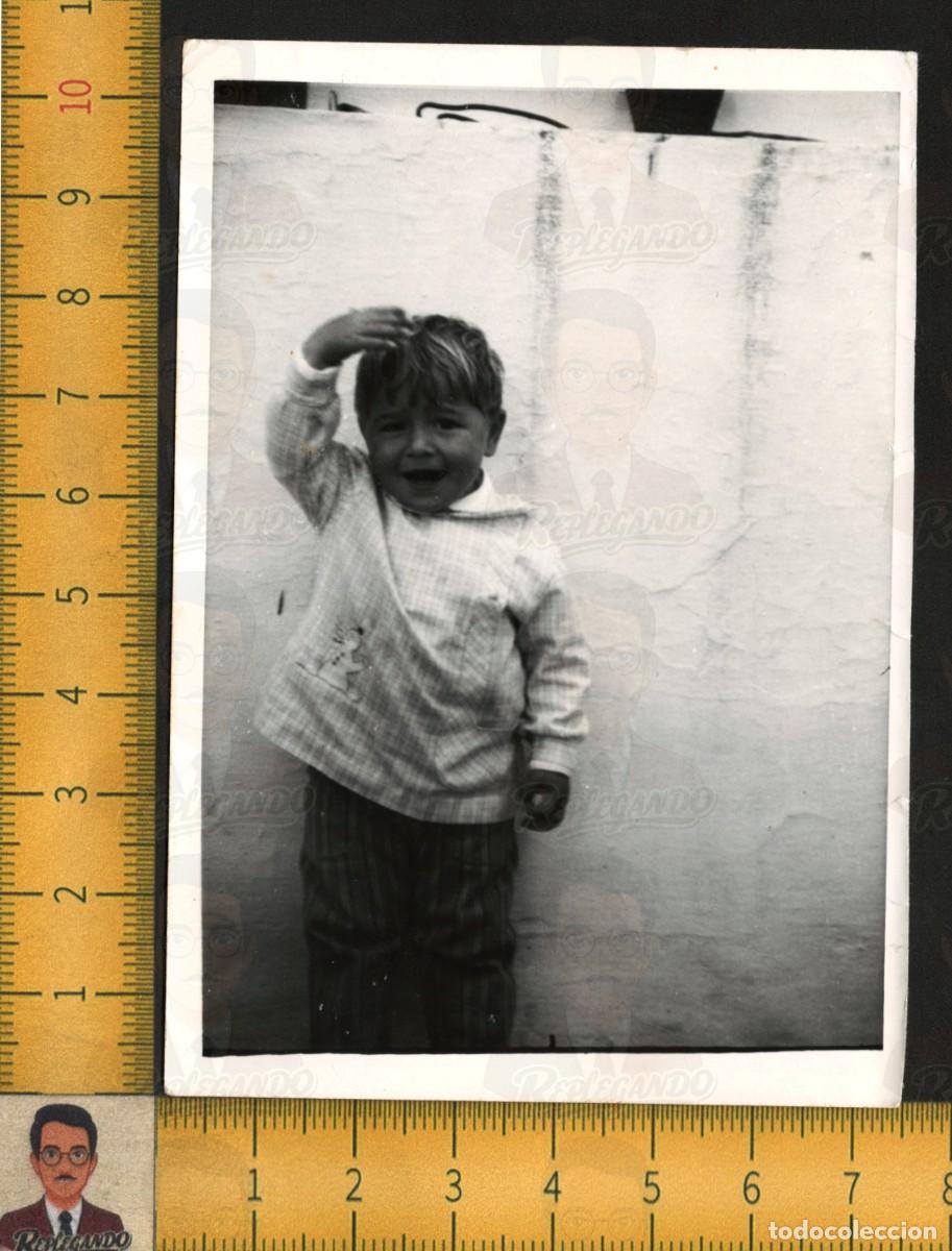 Fotograf&iacute;a antigua: NI&Ntilde;O PEQUE&Ntilde;O RIENDO FELIZ - SONRISA ALEGR&Iacute;A INFANCIA - FOTOGRAF&Iacute;A ANTIGUA ART&Iacute;STICA ESPA&Ntilde;A A&Ntilde;OS 60