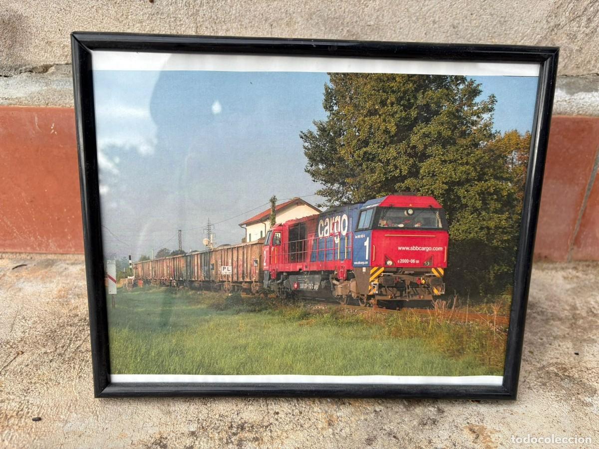 Fotograf&iacute;a antigua: Cuadro tren CARGO con paisaje