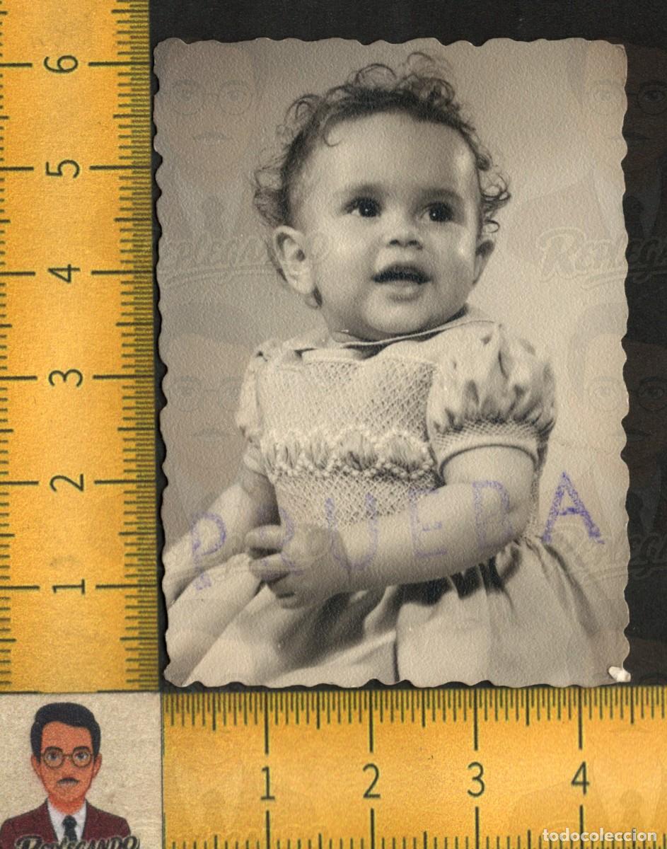 Fotograf&iacute;a antigua: RETRATO NI&Ntilde;A BEB&Eacute; SONRISA PELO RIZADO VESTIDO - PRUEBA FOTOGR&Aacute;FICA - FOTO ANTIGUA ART&Iacute;STICA A&Ntilde;OS 50