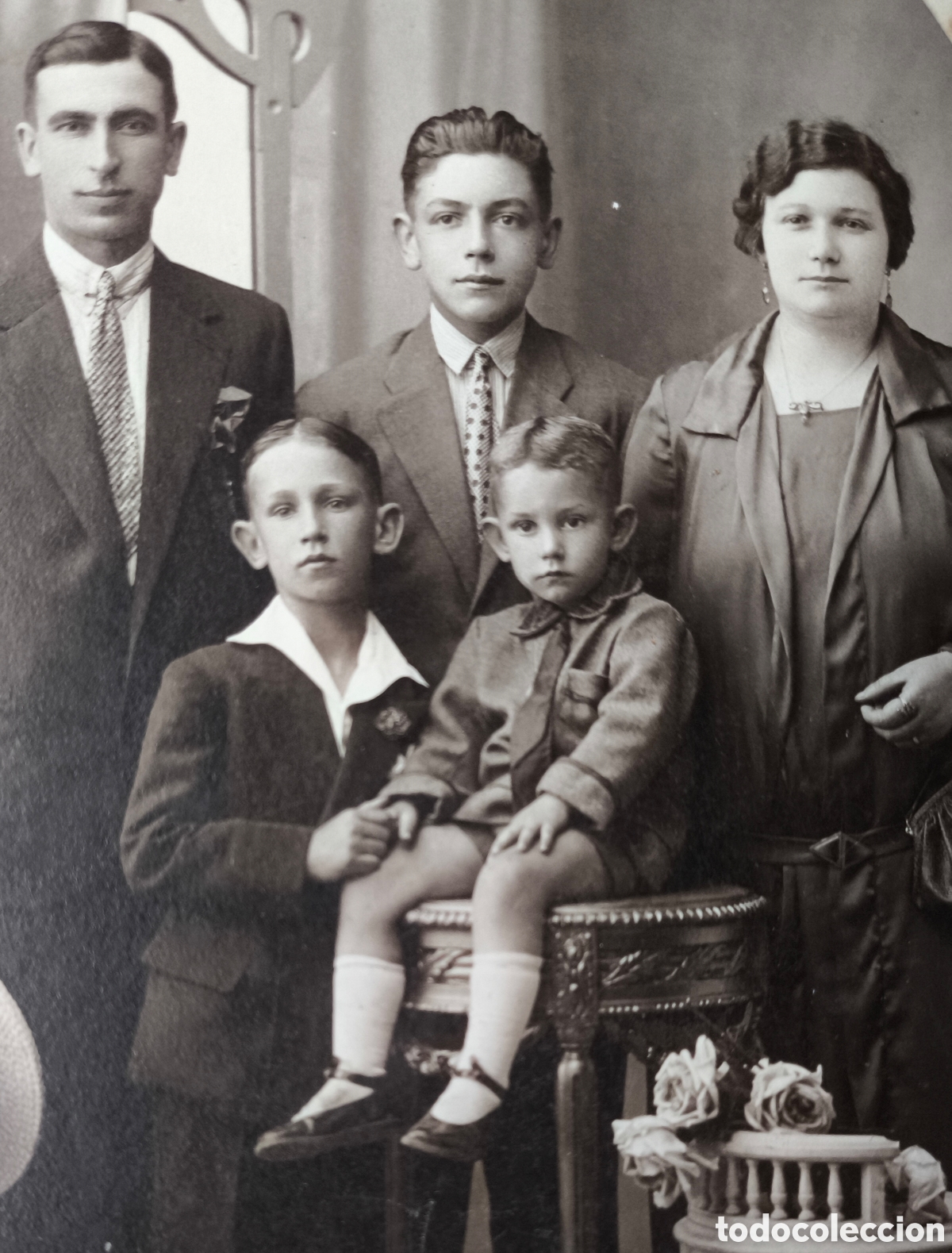 Fotograf&iacute;a antigua: FOTOGRAF&Iacute;A RETRATO DE ESTUDIO FAMILIA FOT&Oacute;GRAFO J. VILATOB&Aacute; SABADELL C. 1925