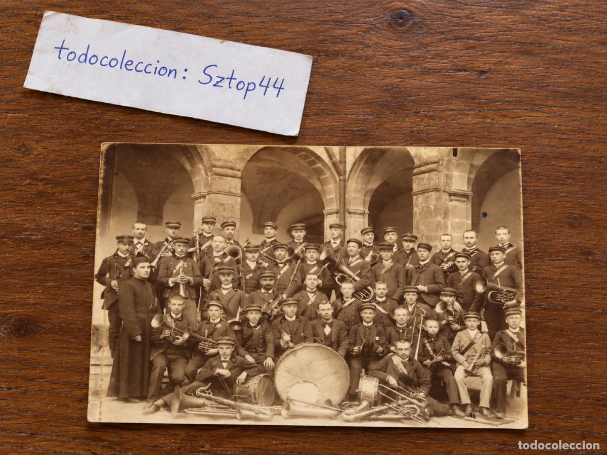 Fotograf&iacute;a antigua: Antigua Fotograf&iacute;a de Banda de M&uacute;sica / Orquesta de Viento con Instrumentos