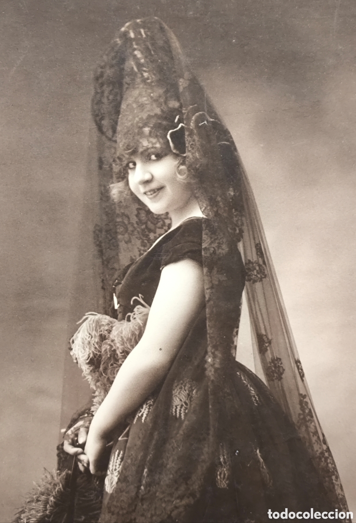 Fotograf&iacute;a antigua: CARMEN FLORES ? ARTISTA CUPL&Eacute; TIPLE FOTOGRAF&Iacute;A RETRATO DE ESTUDIO FOT&Oacute;GRAFO ALFONSO MADRID C. 1920