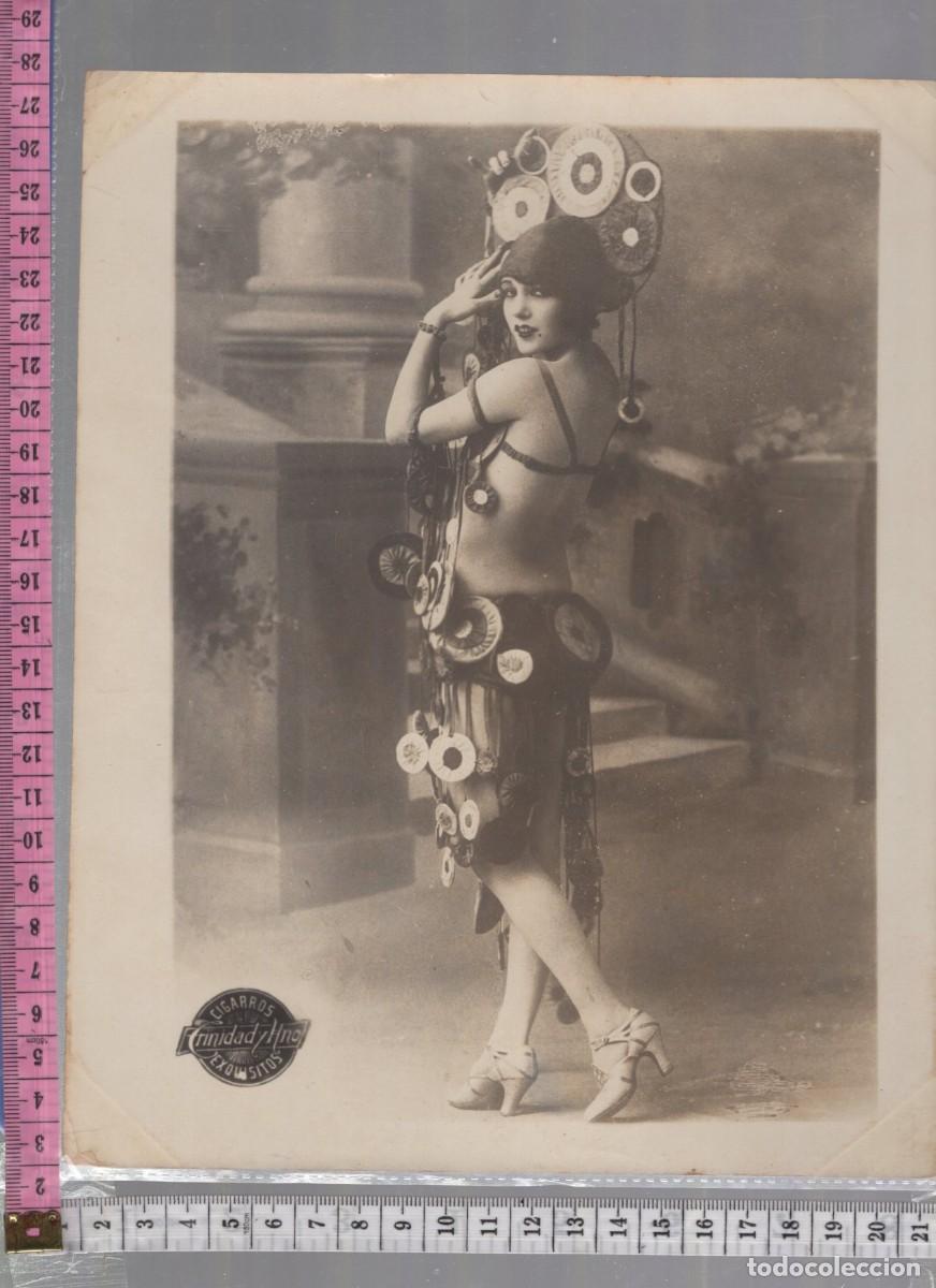 Fotograf&iacute;a antigua: Fotograf&iacute;a original Cuba Trinidad y Hno. Cigarros 1920s Art D&eacute;co Cabaret 20,3 x 25,4 cm