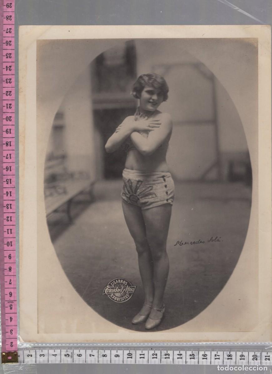 Fotograf&iacute;a antigua: Fotograf&iacute;a original Cuba Trinidad y Hno. Cigarros 1920s Art D&eacute;co Cabaret 20,3 x 25,4 cm