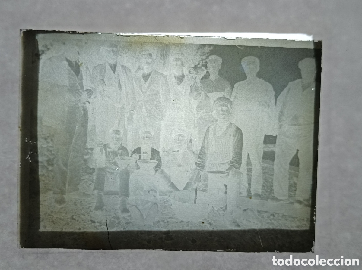 Fotograf&iacute;a antigua: NEGATIVO DE CRISTAL. PAISANOS. 9x6,5 CM. VER FOTOS. FOTOGRAF&Iacute;A ANTIGUA.