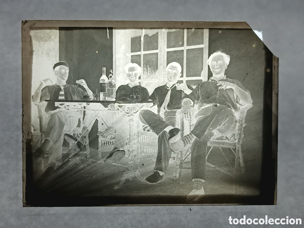 Fotograf&iacute;a antigua: NEGATIVO DE CRISTAL. PAISANOS. 9x6,5 CM. VER FOTOS. FOTOGRAF&Iacute;A ANTIGUA.