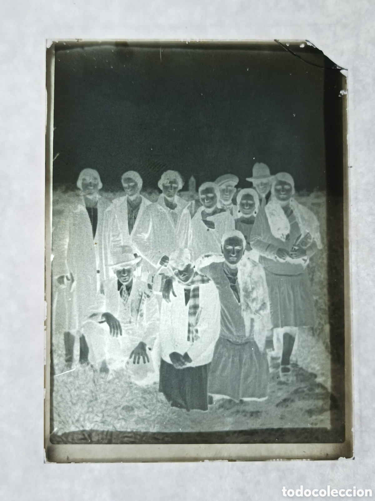 Fotograf&iacute;a antigua: NEGATIVO DE CRISTAL. PAISANOS. 9x6,5 CM. VER FOTOS. FOTOGRAF&Iacute;A ANTIGUA.