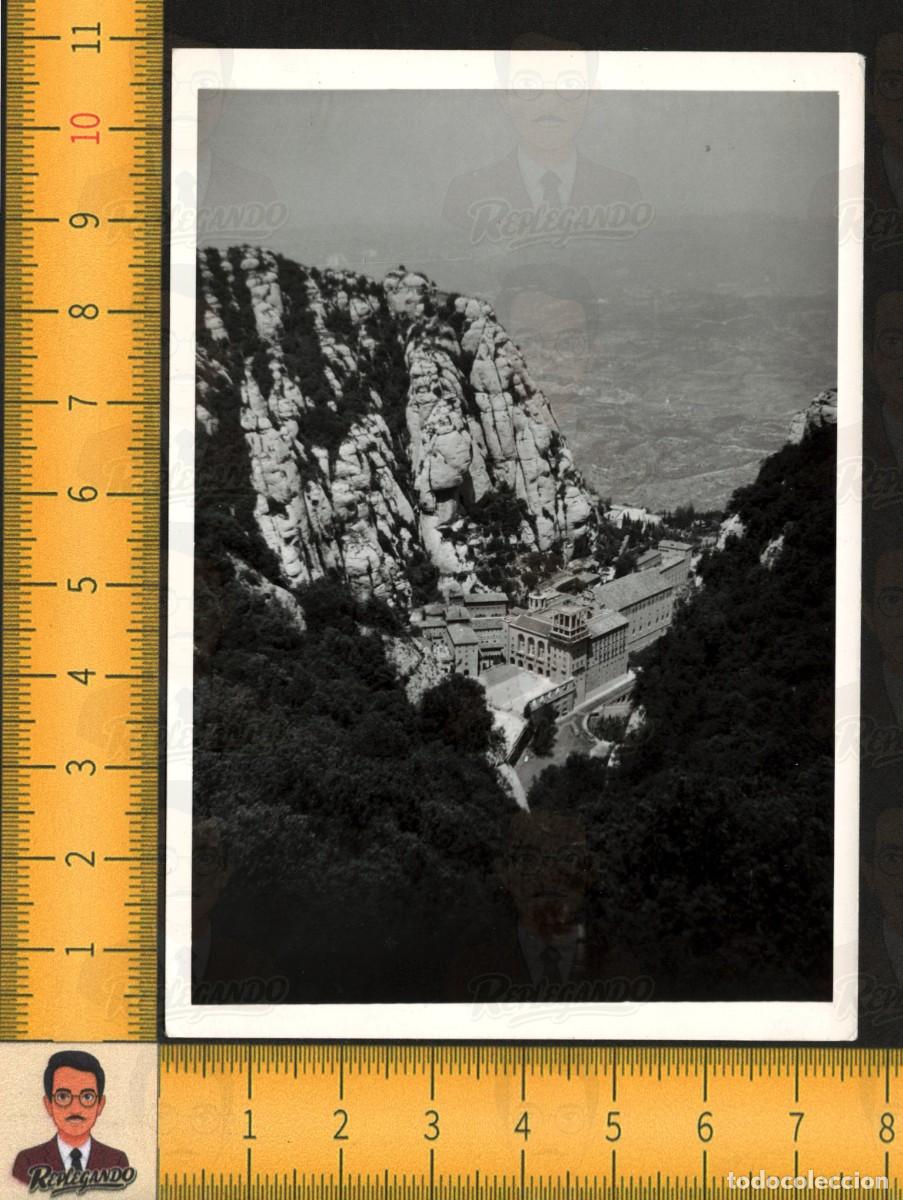 Fotograf&iacute;a antigua: MONASTERIO MONTSERRAT BARCELONA - CONSTRUCCI&Oacute;N TORRE CAMPANARIO - VIRGEN - FOTO ANTIGUA A&Ntilde;O &iquest;1967?