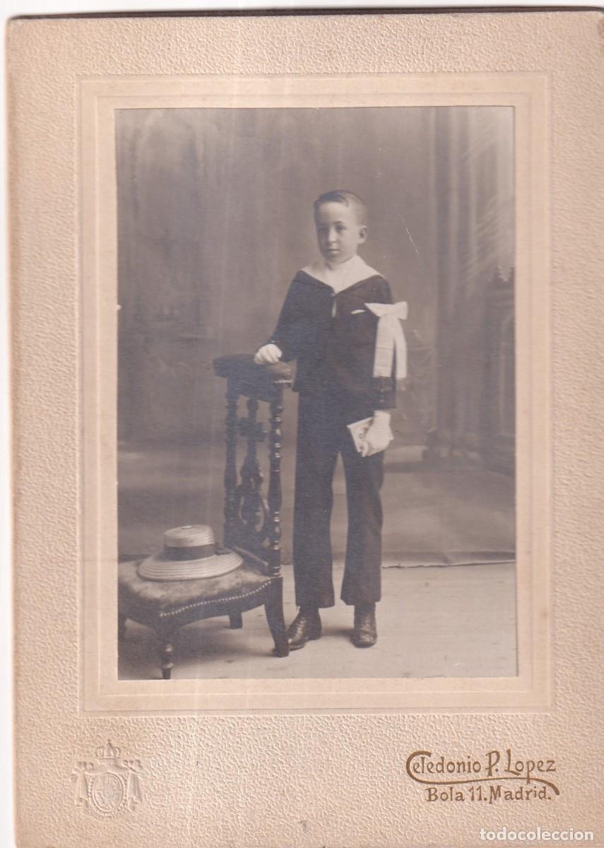 Fotografia antiga: Fotograf&iacute;a retrato ni&ntilde;o primera comuni&oacute;n. Unos 15 x 11 cm Celedonio P. L&oacute;pez.