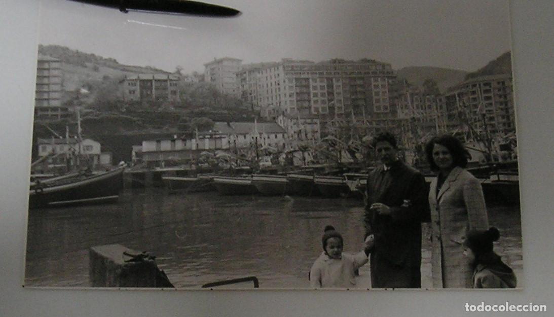 Fotograf&iacute;a antigua: ANTIGUA FOTO FOTOGRAFIA LA ESPA&Ntilde;A DEL SIGLO PASADO BERMEO A&Ntilde;O 1968 (26-12)