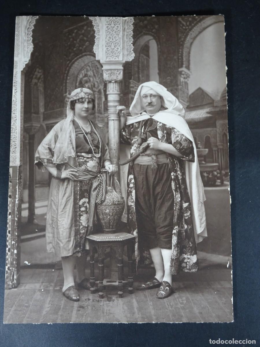 Photographie ancienne: ANTIGUA FOTOGRAFIA, PAREJA POSANDO TRAJES T&Iacute;PICOS, ALHAMBRA GRANADA, VER FOTOS