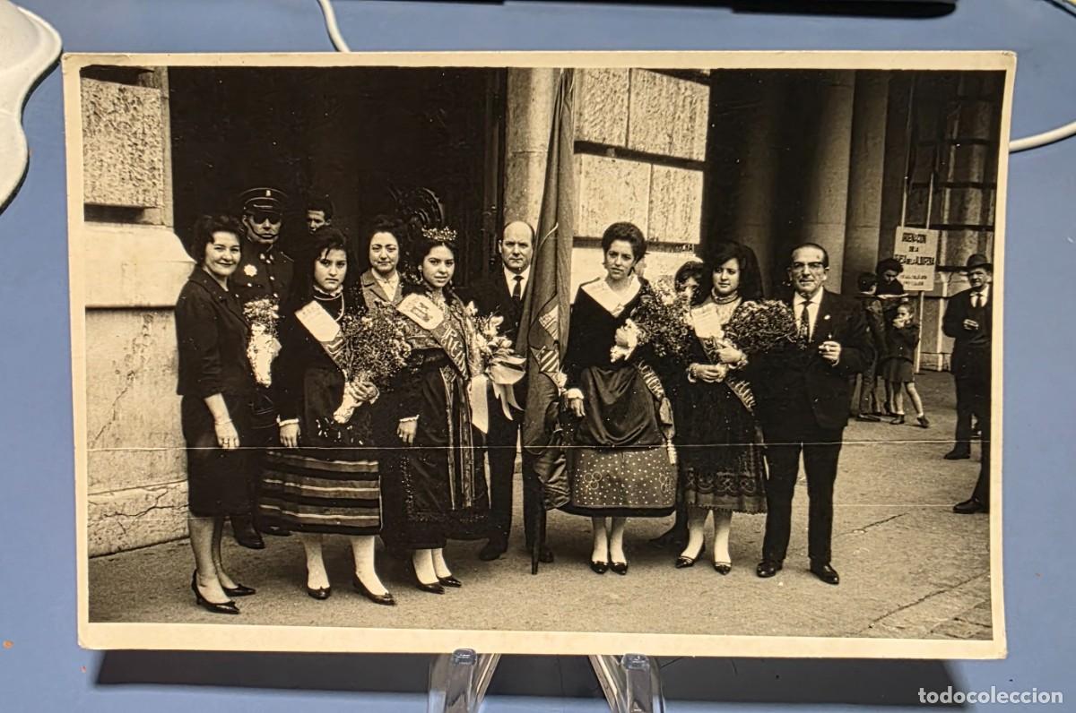 Fotograf&iacute;a antigua: ANTIGUA FOTO DE FALLERAS CON MILITAR