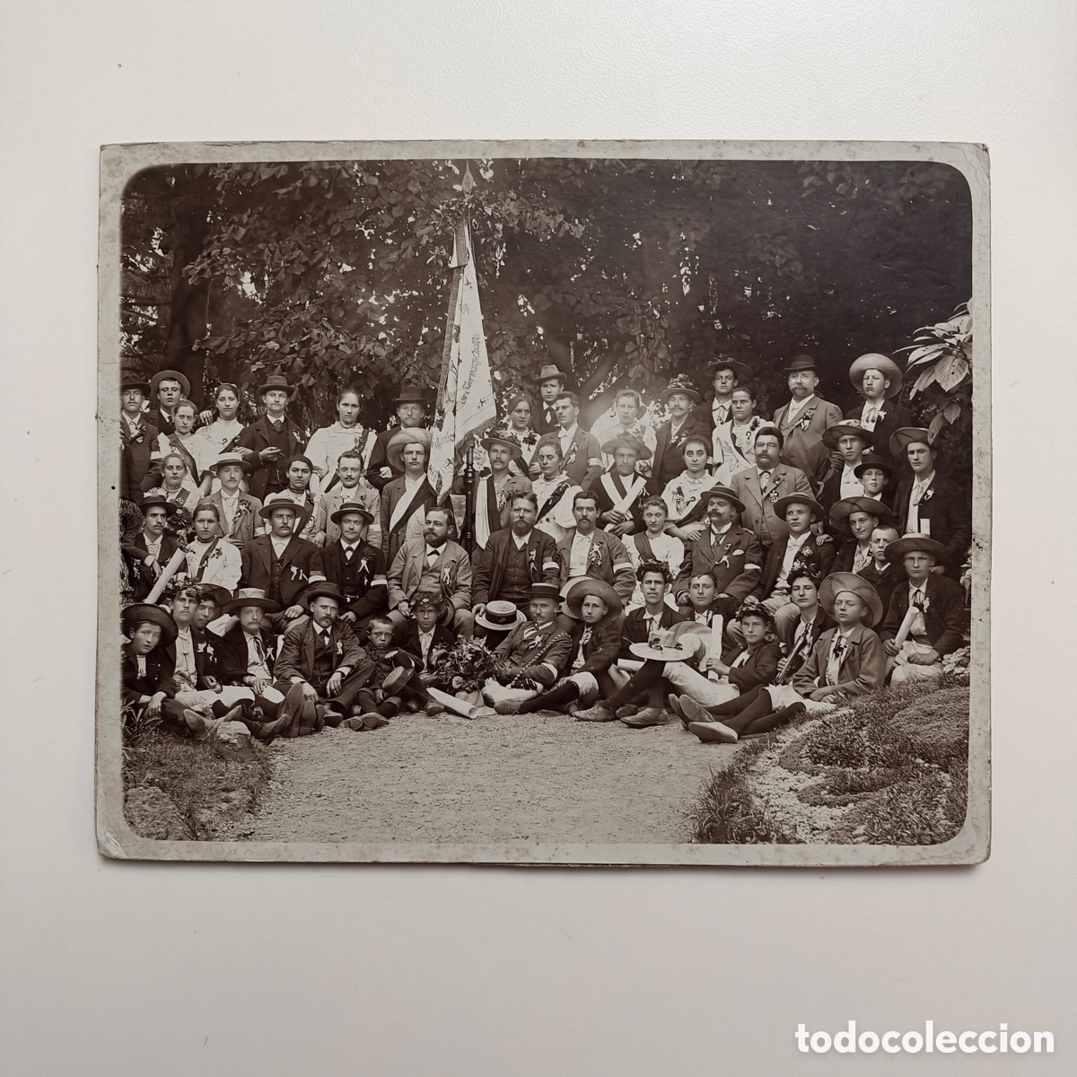 Fotografia antiga: Foto club gimnasia Turnverein Dinglingen 1890
