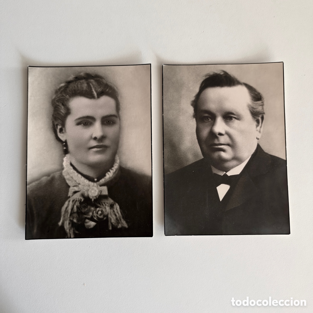 Fotografia antiga: 2 antiguos retratos de mujer y hombre