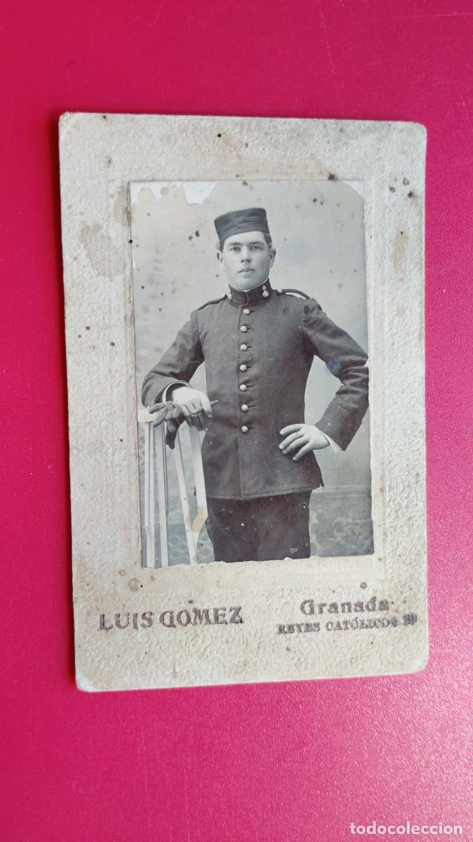 Fotografia antiga: LUIS GOMEZ.-FOTOGRAFO.-MILITAR.-CARTE DE VISITE.-GRANADA.-SIGLO XIX-XX.