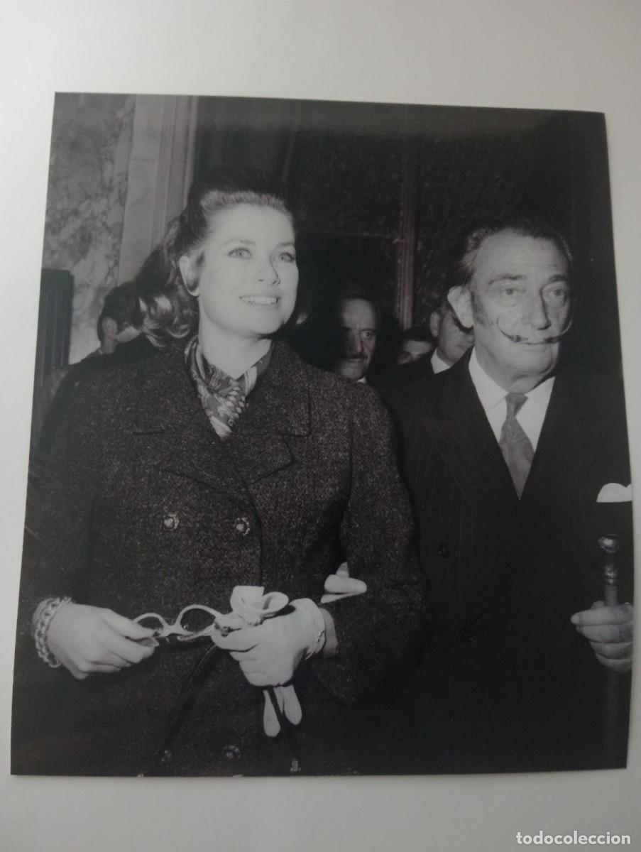 Fotograf&iacute;a antigua: FOTO FOTOGRAFIA DE SALVADOR DALI CON GRACE KELLY A&Ntilde;O 1967