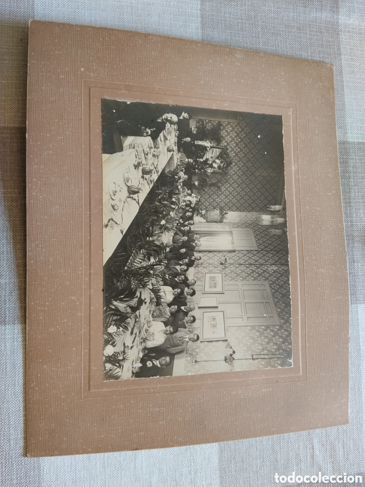 Alte Fotografie: Fotograf&iacute;a celebraci&oacute;n banquete alg&uacute;n restaurante de Barcelona A&ntilde;os 30 ???