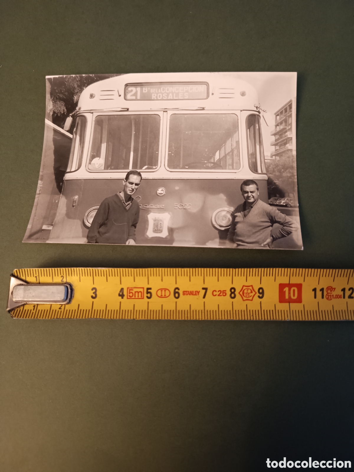 Fotograf&iacute;a antigua: FOTOGRAF&Iacute;A DE 1963 - AUTOB&Uacute;S PEGASO 5022 - L&Iacute;NEA ROSALES