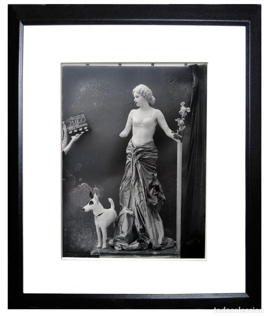 Fotograf&iacute;a antigua: Fotograf&iacute;a contempor&aacute;nea Joel-Peter Wiktin mujer sin brazos con perro