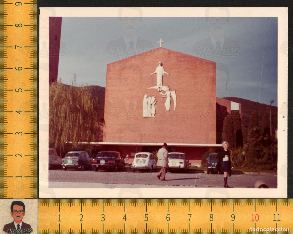 Antique Photography: IGLESIA VISITACI&Oacute;N HOGARES MUNDET BARCELONA - FACHADA ESCULTURAS COCHES CL&Aacute;SICOS - FOTO A&Ntilde;OS 70