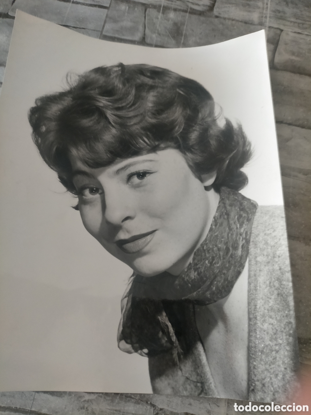 Fotograf&iacute;a antigua: Retrato promocional de Violette Renoir