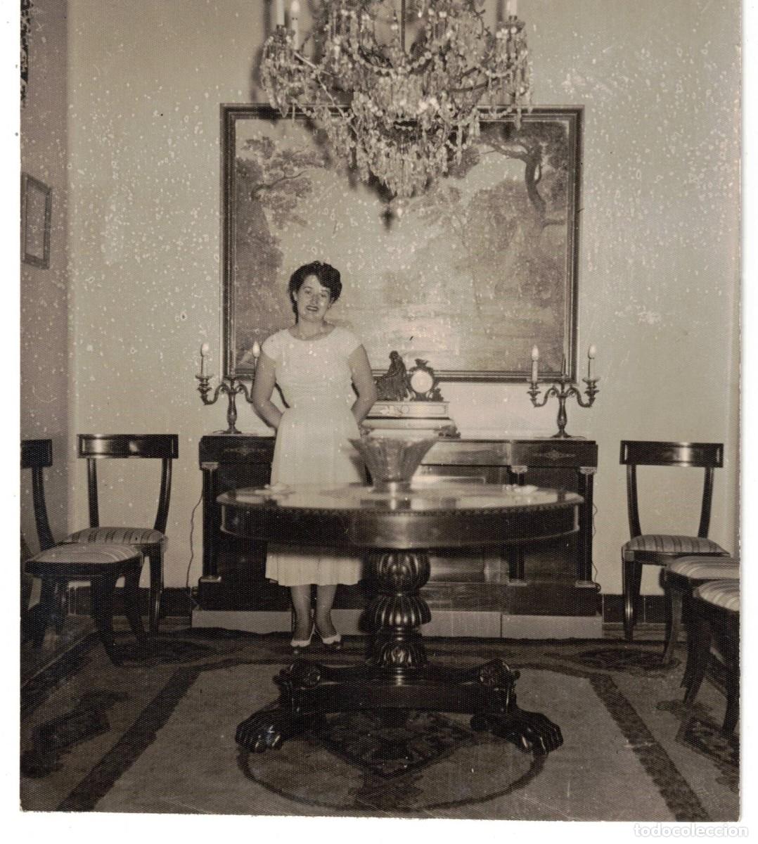 Fotograf&iacute;a antigua: :::: CR48 - FOTOGRAFIA - SE&Ntilde;ORA EN UN ELEGANTE SALON