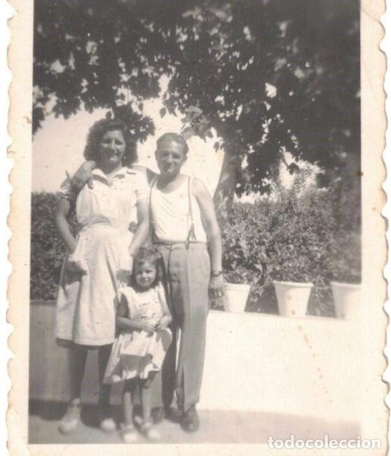 Fotograf&iacute;a antigua: :::: C484 - FOTOGRAFIA FORMATO PEQUE&Ntilde;O - PAREJA CON SU NI&Ntilde;A ***