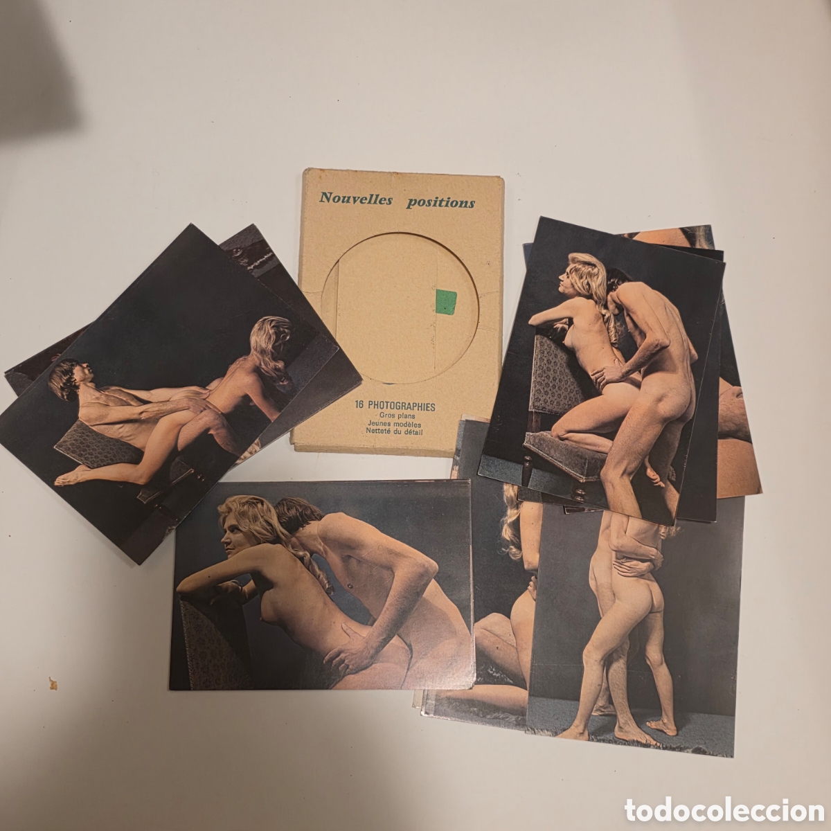 Fotograf&iacute;a antigua: Nouvelles Positions &ndash; Colecci&oacute;n vintage de 16 fotograf&iacute;as originales con funda