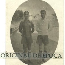 Coleccionismo deportivo: (F-220)FOTOGRAFIA DE LOS JUGADORES DE FOOT-BALL EDUARDO REGUERA Y LUIS BRU F.C.BARCELONA 1919