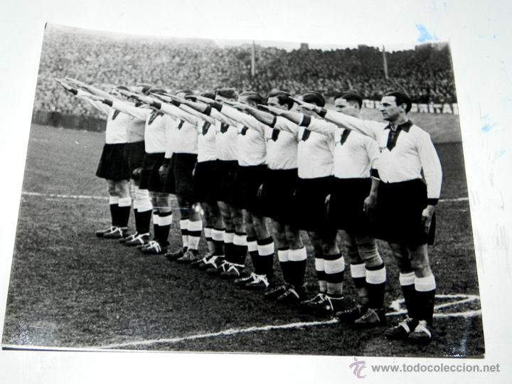 Sammelleidenschaft Sport: FOTOGRAFIA DE LA SELECCION DE FUTBOL ALEMANIA A&Ntilde;OS 40, MIDE 21 X 16,5 CMS.