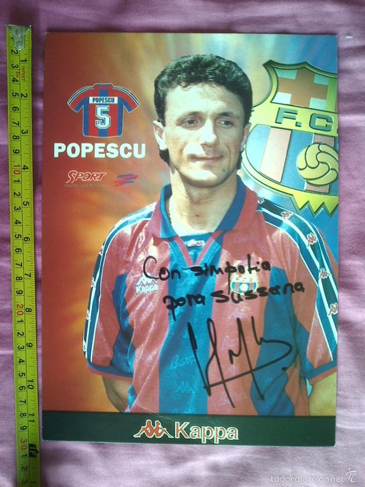 Collectionnisme sportif: TARJETON FBC BAR&Ccedil;A 30X21 CMS DEDICATORIA FIRMA AUTOGRAFA POPESCU C2