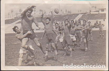Sammelleidenschaft Sport: FOTOGRAFIA RUGBY UN LANCE DEL PARTIDO
