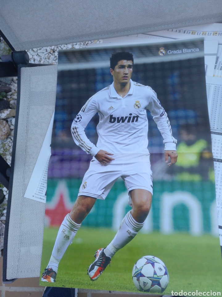 Coleccionismo deportivo: Real madrid poster achraf - Foto 1
