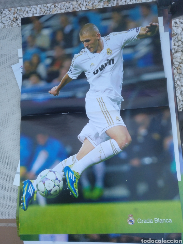 Coleccionismo deportivo: Real madrid poster brnzema - Foto 1